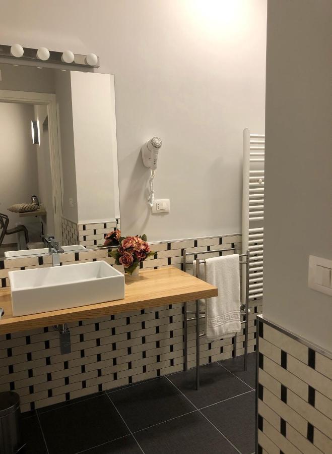 Le Suite Polistena Luaran gambar