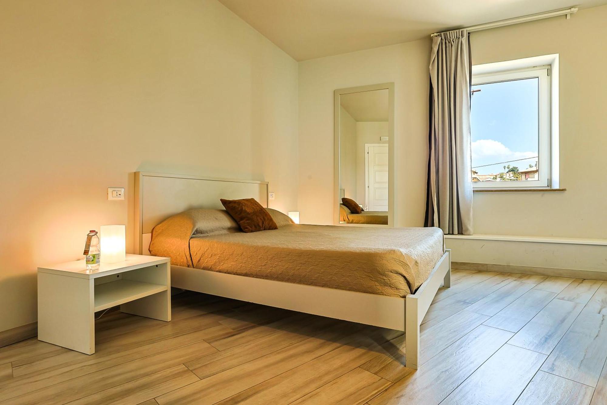 Le Suite Polistena Luaran gambar