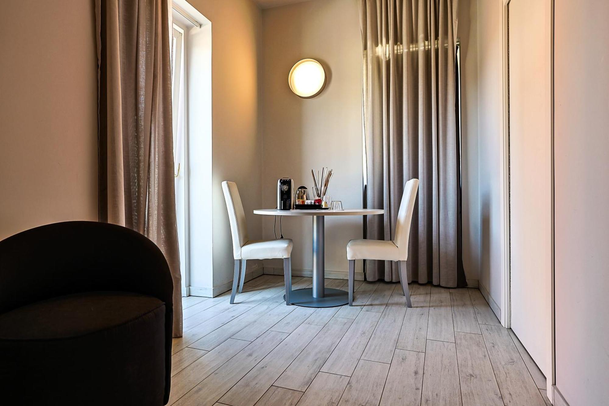 Le Suite Polistena Luaran gambar
